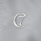 Logo Detail eines reflektierenden Wintermantels für Hunde