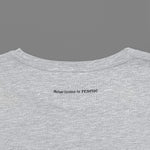 Graues T-Shirt mit großem Regenbogen