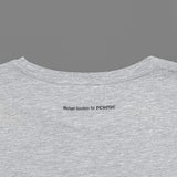Graues T-Shirt mit großem Regenbogen